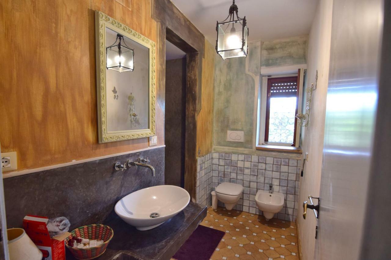 Un Ospite A Fontania Bed & Breakfast Gaeta Exterior photo